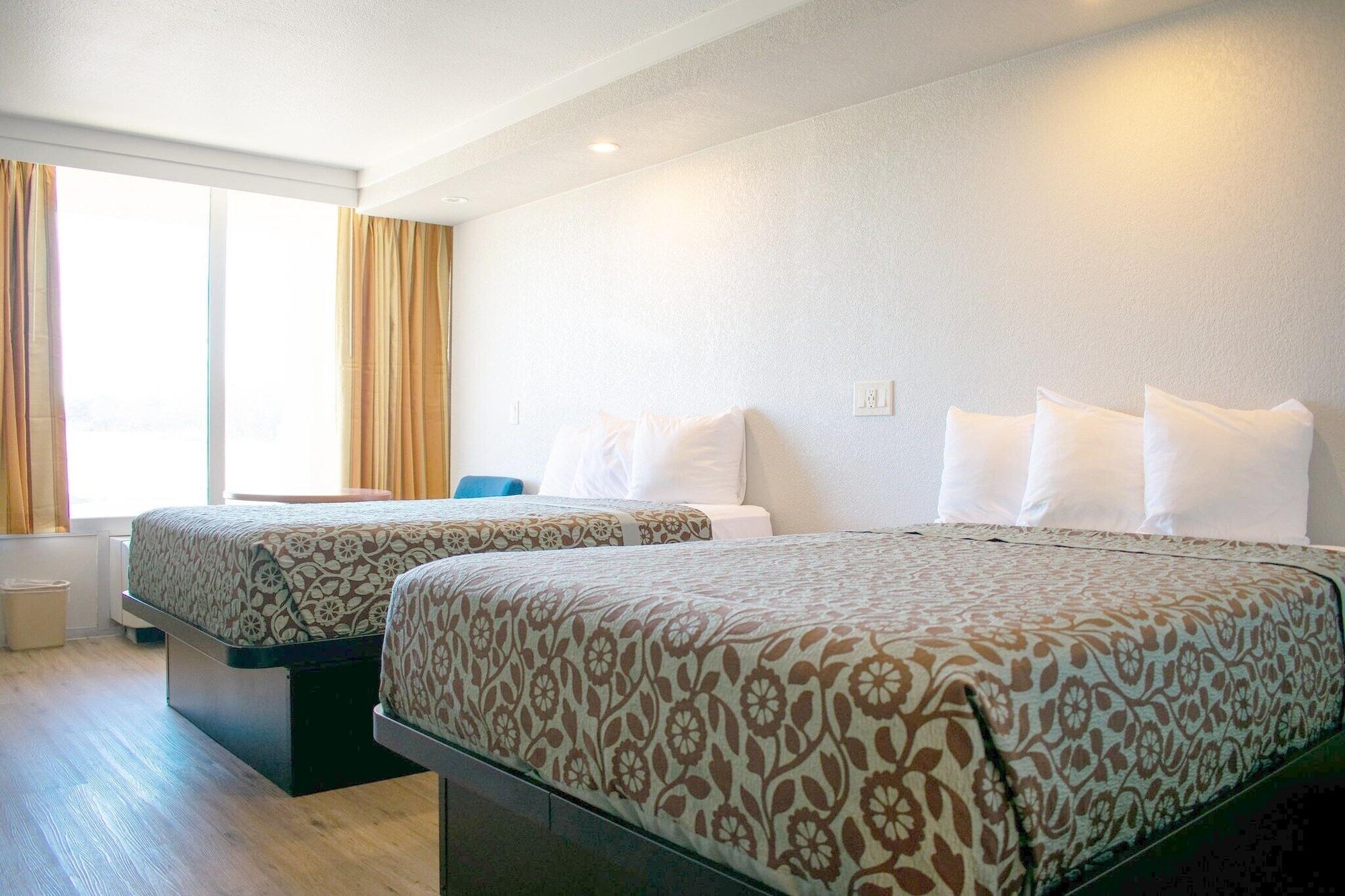 Days Inn By Wyndham Hillsboro Tx Экстерьер фото