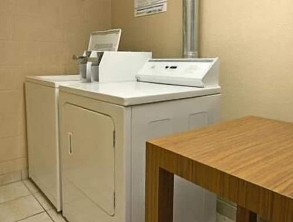 Days Inn By Wyndham Hillsboro Tx Экстерьер фото